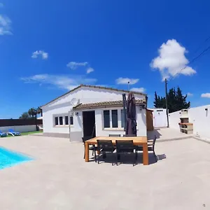 Sancti Petri Villa